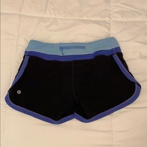 Lululemon shorts size 4 longs